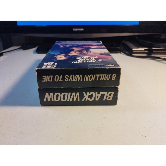 CBS Fox Video: 8 Million Ways To Die & Black Widow on VHS - Picture 5 of 6